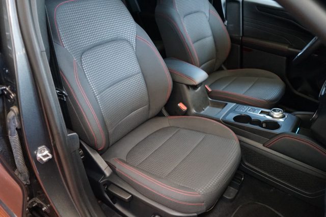 FORD Kuga usata, con Volante multifunzione