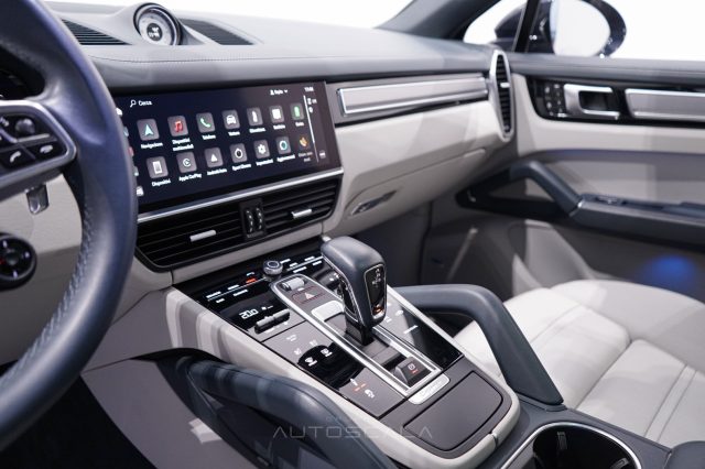 PORSCHE Cayenne usata, con Sedile posteriore sdoppiato