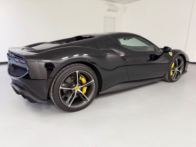 FERRARI 296 usata, con Cerchi in lega