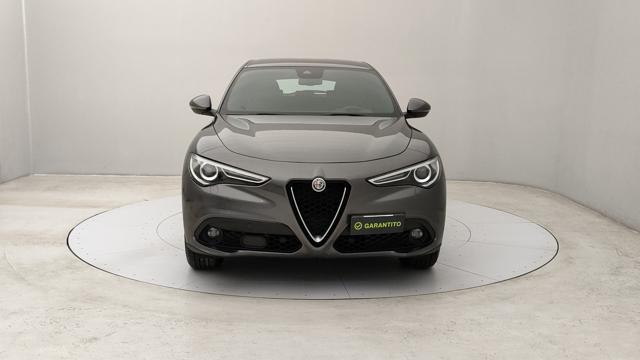 ALFA ROMEO Stelvio usata, con Cerchi in lega
