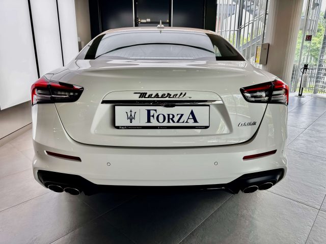 MASERATI Ghibli usata, con Boardcomputer