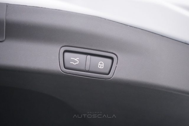 ALFA ROMEO Stelvio usata, con Apple CarPlay