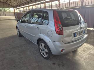 FORD Fiesta usata, con Chiusura centralizzata