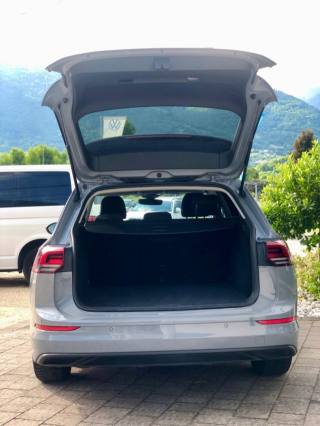 VOLKSWAGEN Golf Variant usata, con Schermo multifunzione interamente digitale