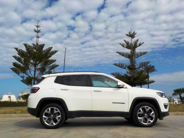 JEEP Compass usata, con Controllo automatico clima