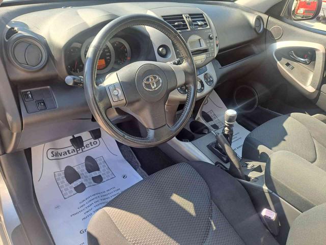 TOYOTA RAV 4 MY23 usata, con Airbag