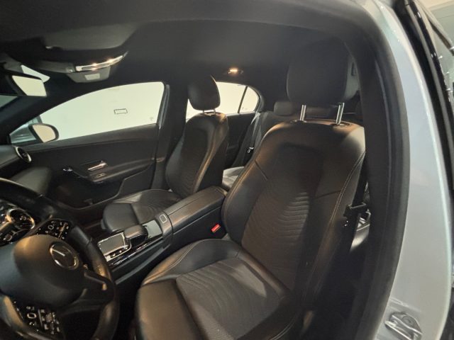 MERCEDES-BENZ A 180 usata, con Specchietti laterali elettrici