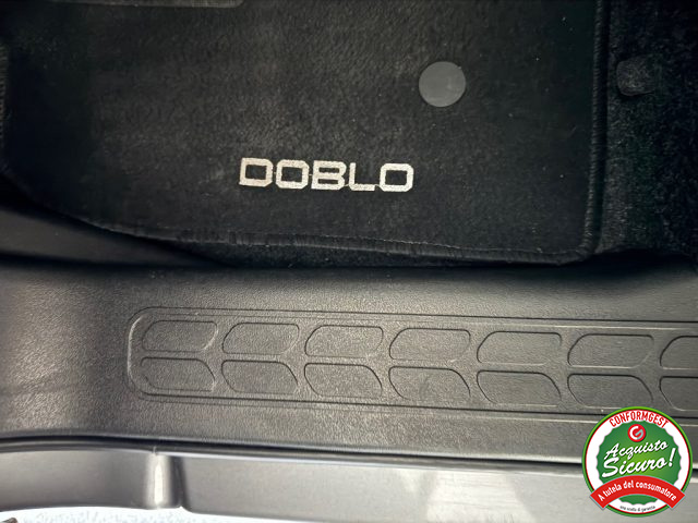 FIAT Doblo usata, con Autoradio digitale