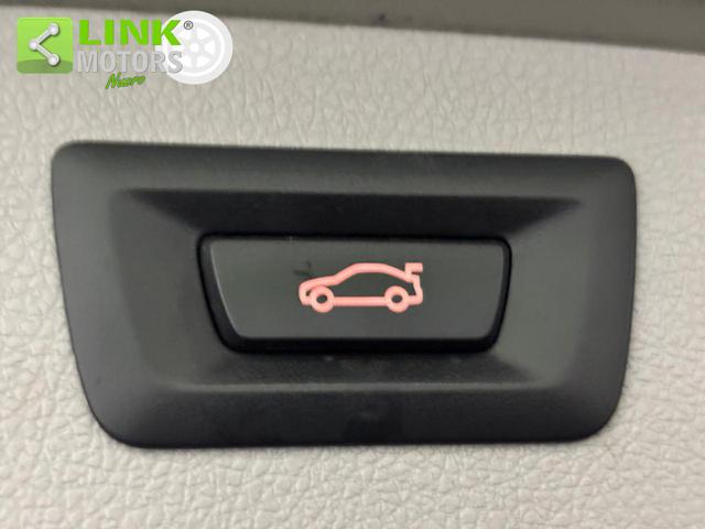 BMW 318 usata, con Sedile posteriore sdoppiato