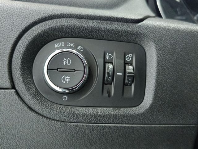 OPEL Grandland X usata, con Bluetooth