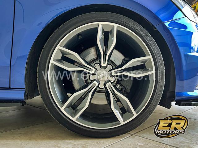 AUDI S1 usata, con USB