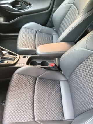 TOYOTA Yaris usata, con Sensore di luce