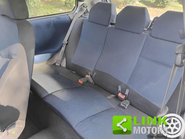 FIAT Punto usata, con Specchietti laterali elettrici