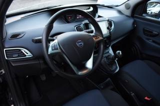 LANCIA Ypsilon usata, con Autoradio