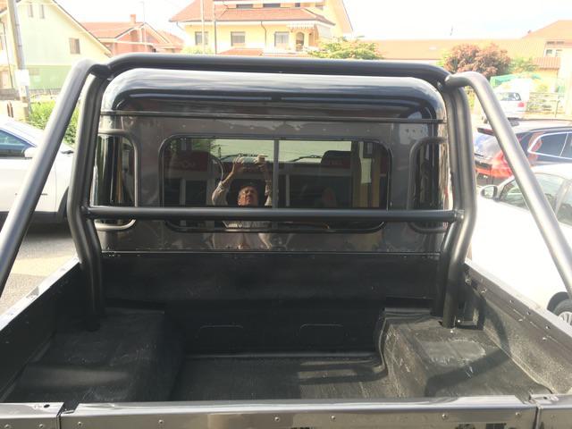 LAND ROVER Defender usata, con Interni in pelle