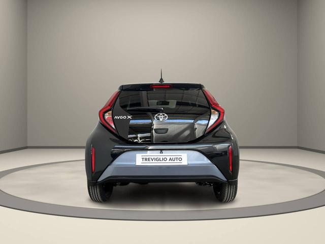 TOYOTA Aygo X usata, con Autoradio