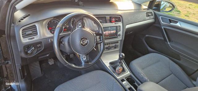 VOLKSWAGEN Golf Variant usata, con Autoradio