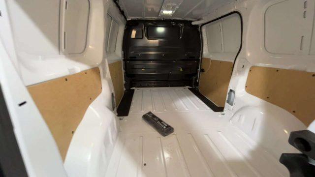 PEUGEOT Expert usata 13