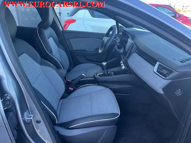 RENAULT Clio usata, con Airbag testa