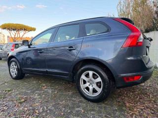 VOLVO XC60 usata, con Airbag laterali