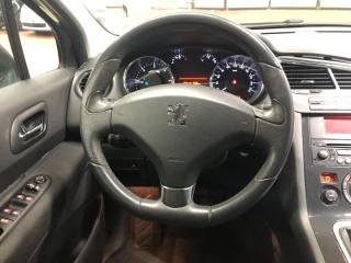 PEUGEOT 5008 usata, con Sensori di parcheggio posteriori