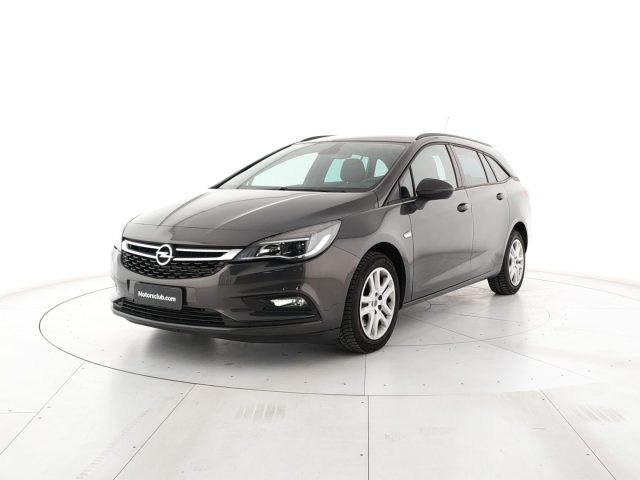 OPEL Astra usata, con Airbag