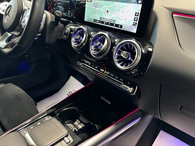 MERCEDES-BENZ GLA 180 usata, con Portellone posteriore elettrico