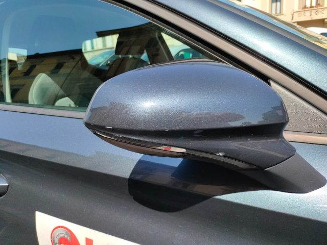 SEAT Leon usata, con Fari LED