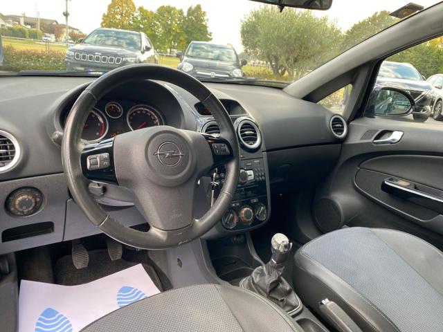 OPEL Corsa usata, con Boardcomputer