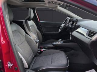RENAULT Captur usata, con USB
