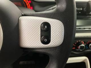 RENAULT Twingo usata 17