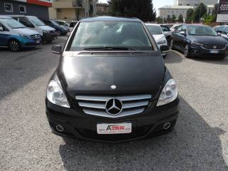 MERCEDES-BENZ B 180 usata 69