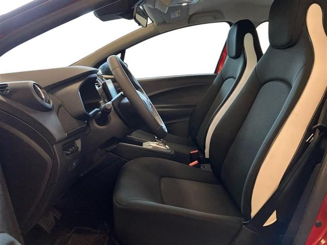 RENAULT ZOE usata, con Fari LED