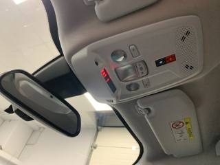 PEUGEOT 2008 usata, con Touch screen