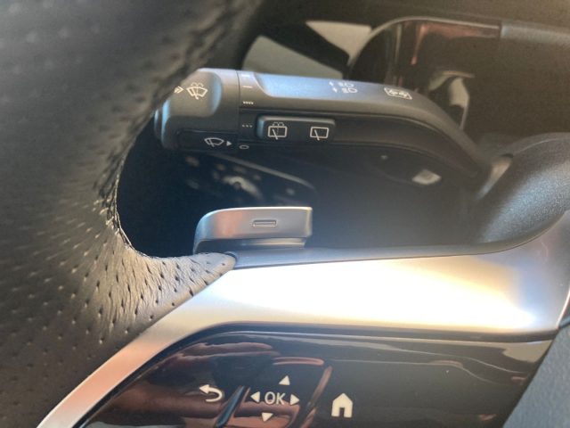 MERCEDES-BENZ GLA 220 usata, con Sistema di navigazione