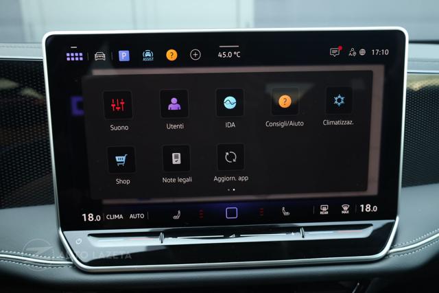 VOLKSWAGEN Passat usata, con Climatizzatore automatico, 3 zone