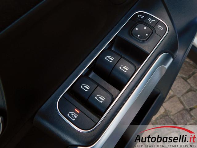 MERCEDES-BENZ GLB 180 usata, con Sistema di chiamata d