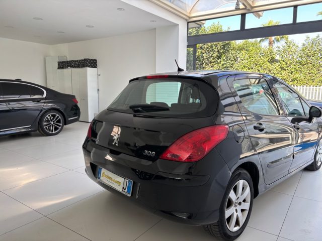 PEUGEOT 308 usata, con Autoradio