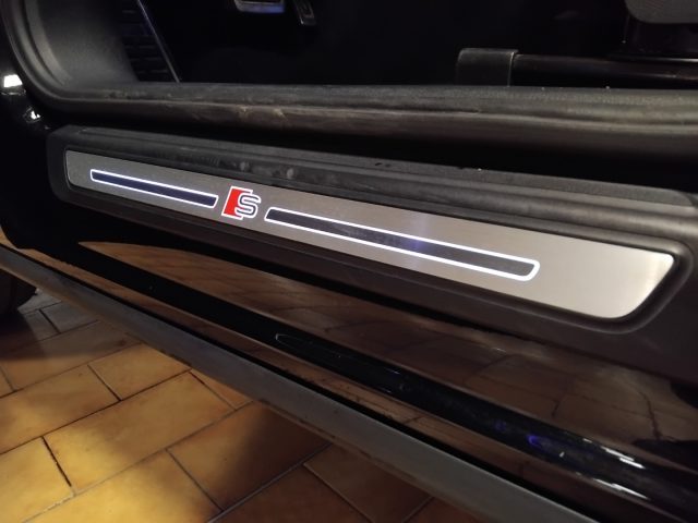 AUDI Q5 usata, con Sensori di parcheggio posteriori