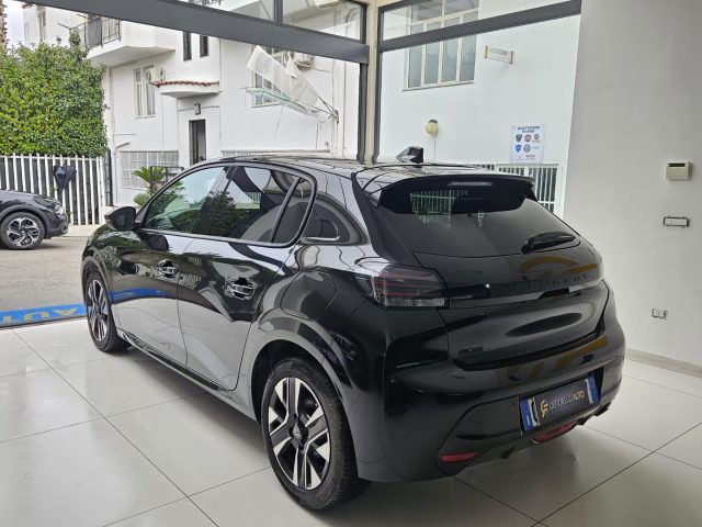 PEUGEOT 208 usata, con Autoradio