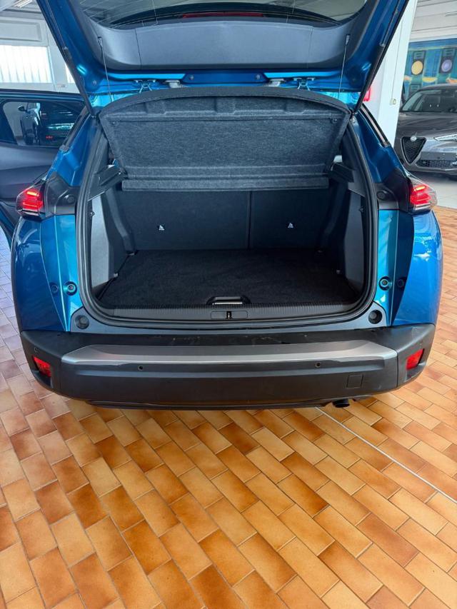 PEUGEOT 2008 usata, con Touch screen