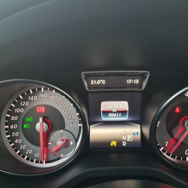MERCEDES-BENZ GLA 200 usata, con Bluetooth
