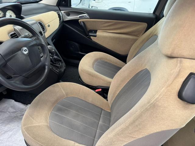 LANCIA Ypsilon usata, con Chiusura centralizzata