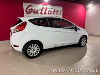 FORD Fiesta usata, con ESP