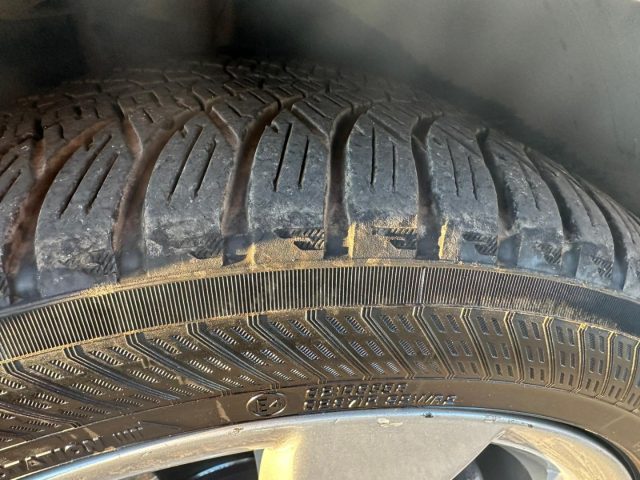 MERCEDES-BENZ B 200 usata, con Cerchi in lega