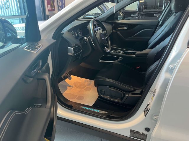 JAGUAR F-Pace usata, con Airbag Passeggero