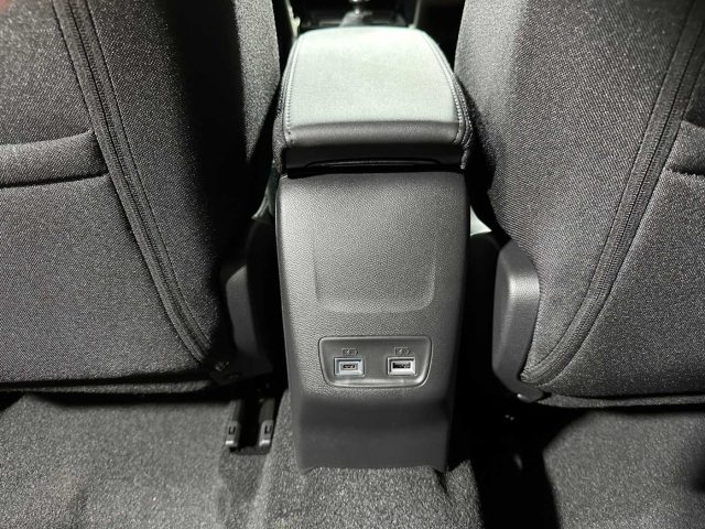 PEUGEOT 2008 usata 27