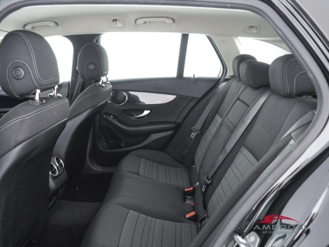 MERCEDES-BENZ C 200 usata 9