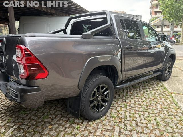 TOYOTA Hilux usata, con Fari LED