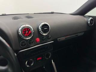 AUDI TT usata, con Autoradio